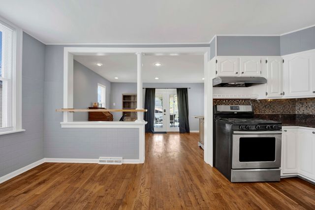 3721 W Shakespeare Avenue, Chicago, IL 60647