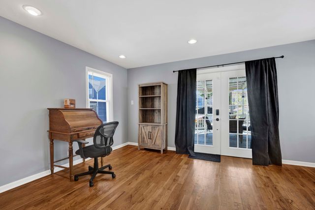 3721 W Shakespeare Avenue, Chicago, IL 60647