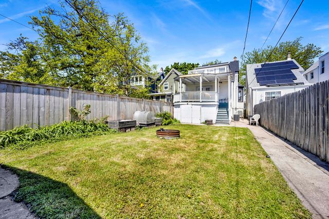 3721 W Shakespeare Avenue, Chicago, IL 60647