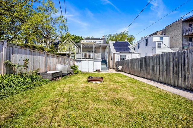 3721 W Shakespeare Avenue, Chicago, IL 60647