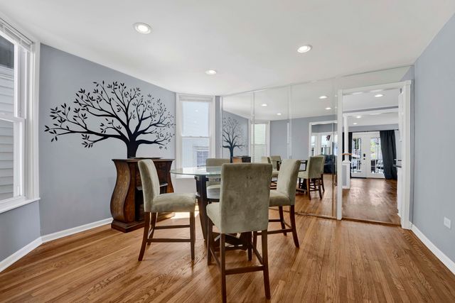3721 W Shakespeare Avenue, Chicago, IL 60647