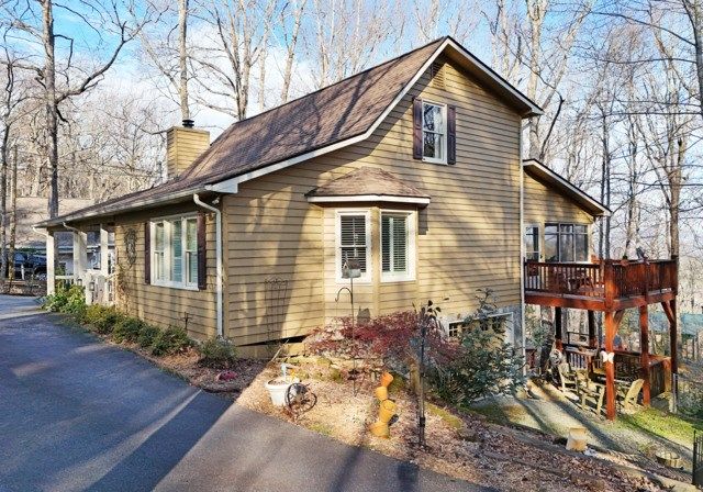 705 Laurel Ridge Drive, Ellijay, GA 30536