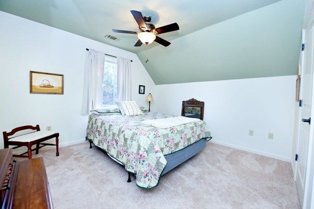 705 Laurel Ridge Drive, Ellijay, GA 30536