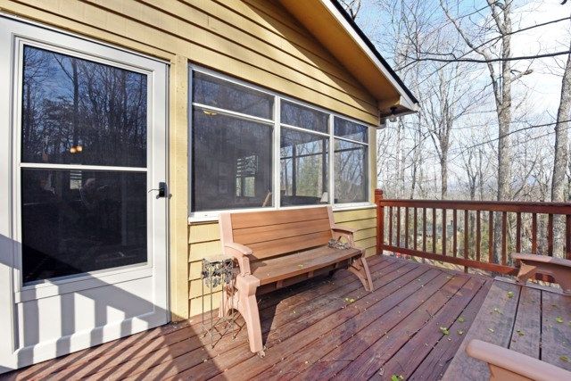 705 Laurel Ridge Drive, Ellijay, GA 30536