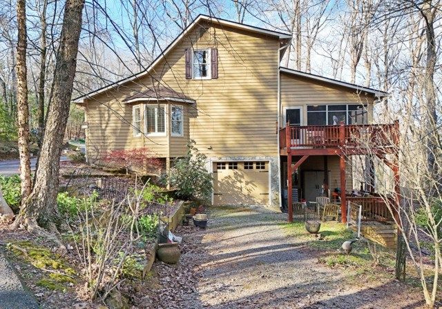 705 Laurel Ridge Drive, Ellijay, GA 30536