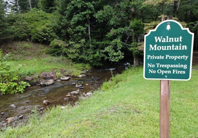 705 Laurel Ridge Drive, Ellijay, GA 30536