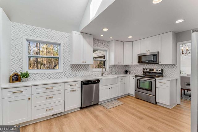 4519 Glenforest Drive NE, Roswell, GA 30075