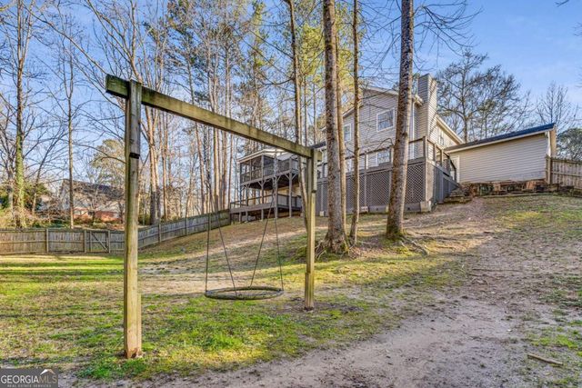 4519 Glenforest Drive NE, Roswell, GA 30075