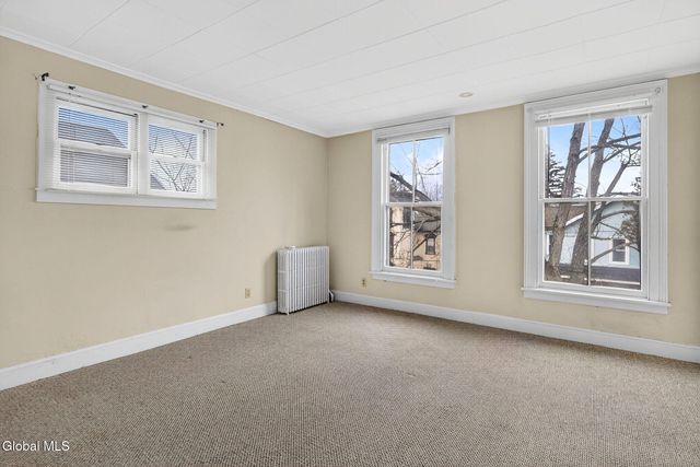 116 Maple Avenue, Troy, NY 12180