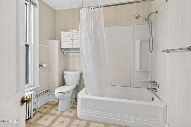 116 Maple Avenue, Troy, NY 12180