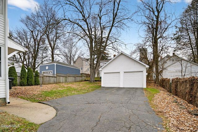 116 Maple Avenue, Troy, NY 12180