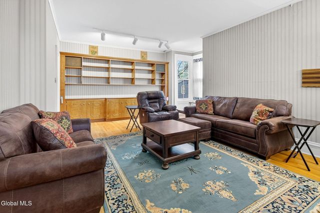 116 Maple Avenue, Troy, NY 12180