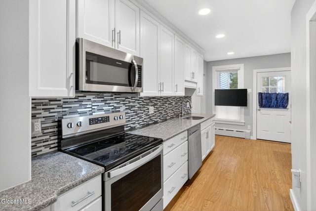 116 Maple Avenue, Troy, NY 12180