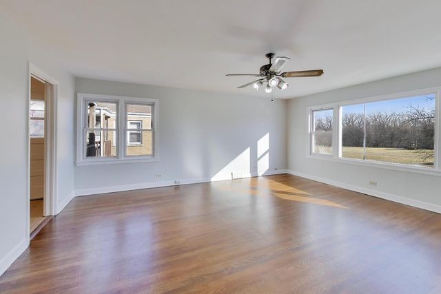 8428 McCormick Boulevard, Skokie, IL 60076