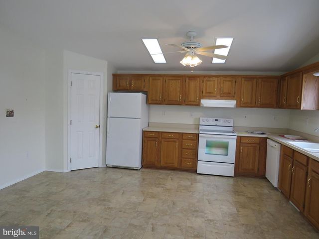 529 HONEYSUCKLE CT, New Hope, PA 18938