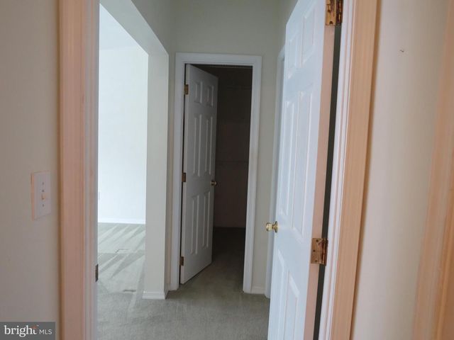 529 HONEYSUCKLE CT, New Hope, PA 18938