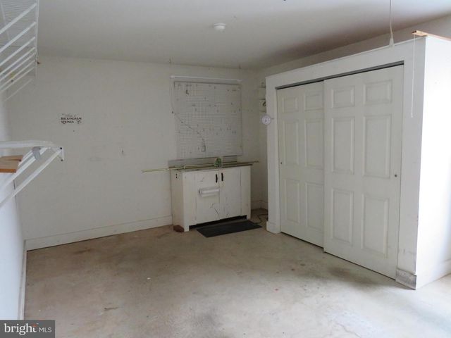 529 HONEYSUCKLE CT, New Hope, PA 18938