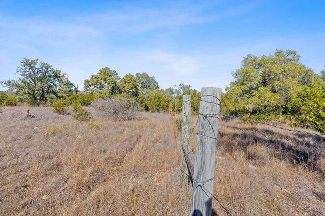100 Dario DR, Dripping Springs, TX 78620
