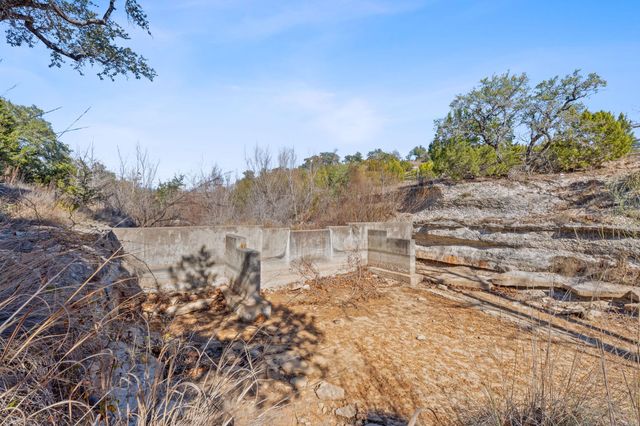 100 Dario DR, Dripping Springs, TX 78620