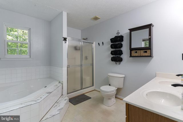 37362 E SPICER DR, Mechanicsville, MD 20659