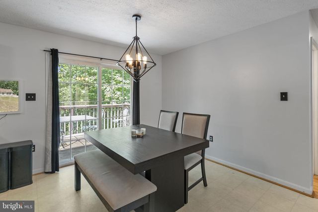 37362 E SPICER DR, Mechanicsville, MD 20659