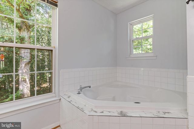 37362 E SPICER DR, Mechanicsville, MD 20659