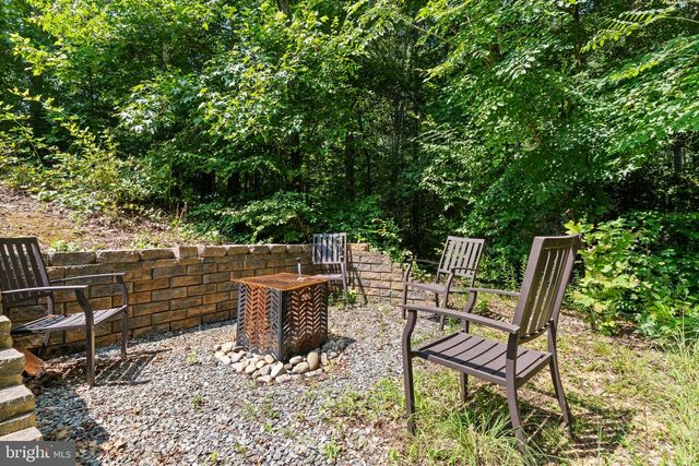 37362 E SPICER DR, Mechanicsville, MD 20659