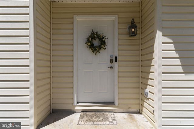 37362 E SPICER DR, Mechanicsville, MD 20659