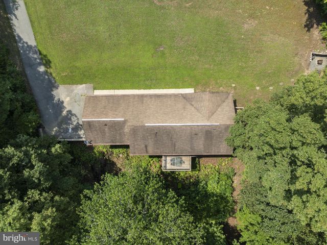37362 E SPICER DR, Mechanicsville, MD 20659