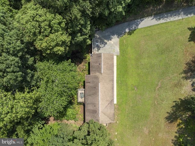 37362 E SPICER DR, Mechanicsville, MD 20659