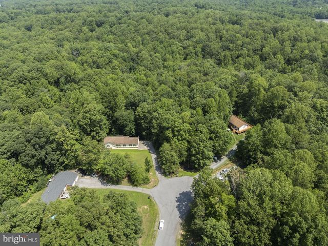 37362 E SPICER DR, Mechanicsville, MD 20659