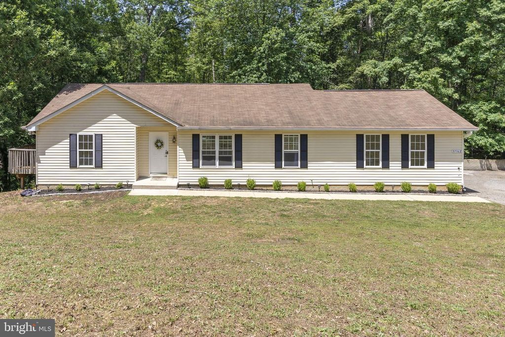 37362 E SPICER DR, Mechanicsville, MD 20659