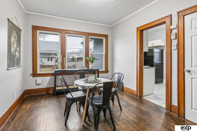 2450 Newport Avenue, Omaha, NE 68112