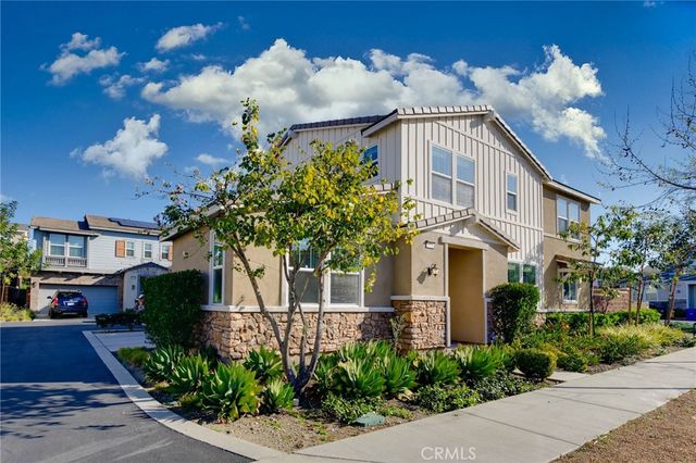 16746 Stags Leap, Fontana, CA 92336