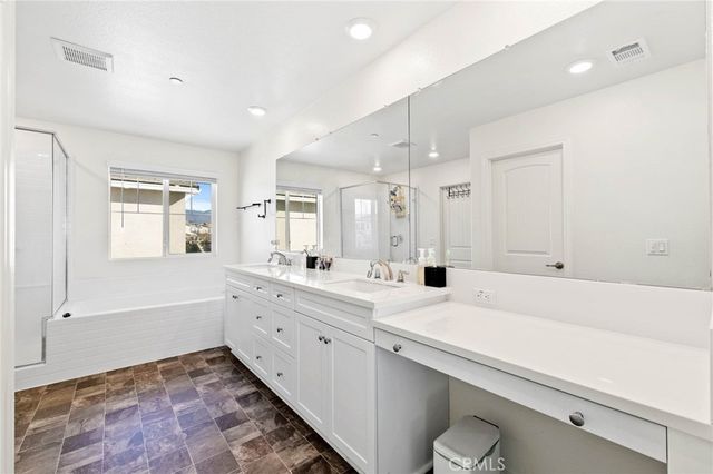 16746 Stags Leap, Fontana, CA 92336