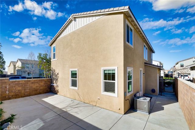 16746 Stags Leap, Fontana, CA 92336