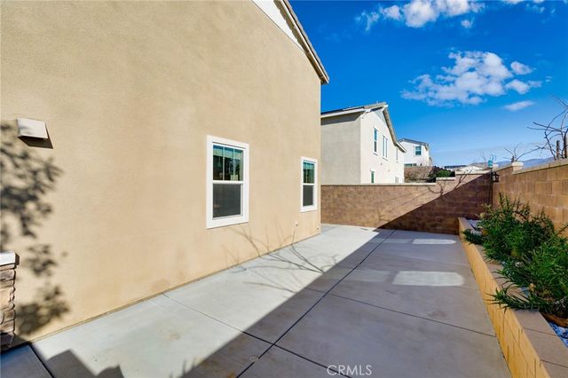 16746 Stags Leap, Fontana, CA 92336