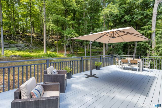 26 Hill Farm Road, Weston, CT 06883