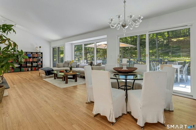 26 Hill Farm Road, Weston, CT 06883