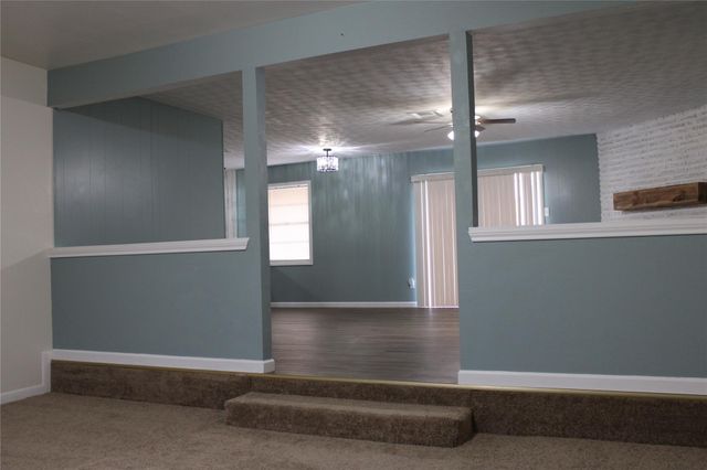 8203 Wilmerdean Street, Houston, TX 77061