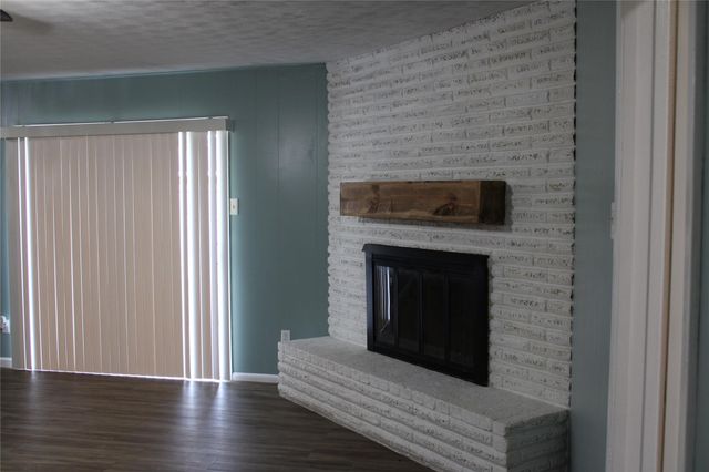 8203 Wilmerdean Street, Houston, TX 77061