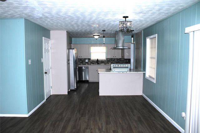 8203 Wilmerdean Street, Houston, TX 77061