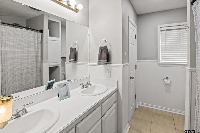 1301 Woodland Drive, Canton, TX 75103