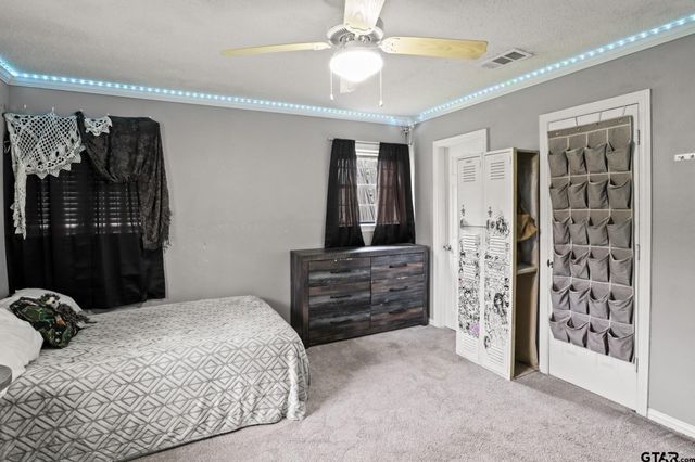 1301 Woodland Drive, Canton, TX 75103