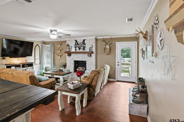 1301 Woodland Drive, Canton, TX 75103