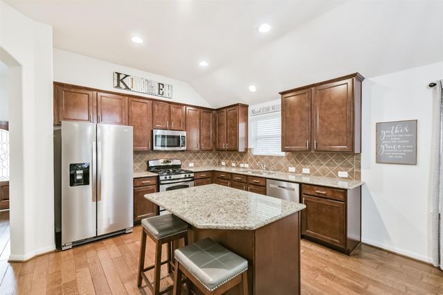 21503 Kings Bend Drive, Kingwood, TX 77339