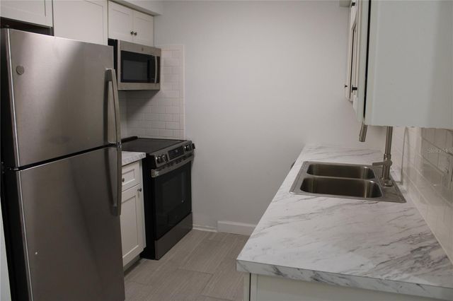 4463 RUSTIC DRIVE D, New Port Richey, FL 34652