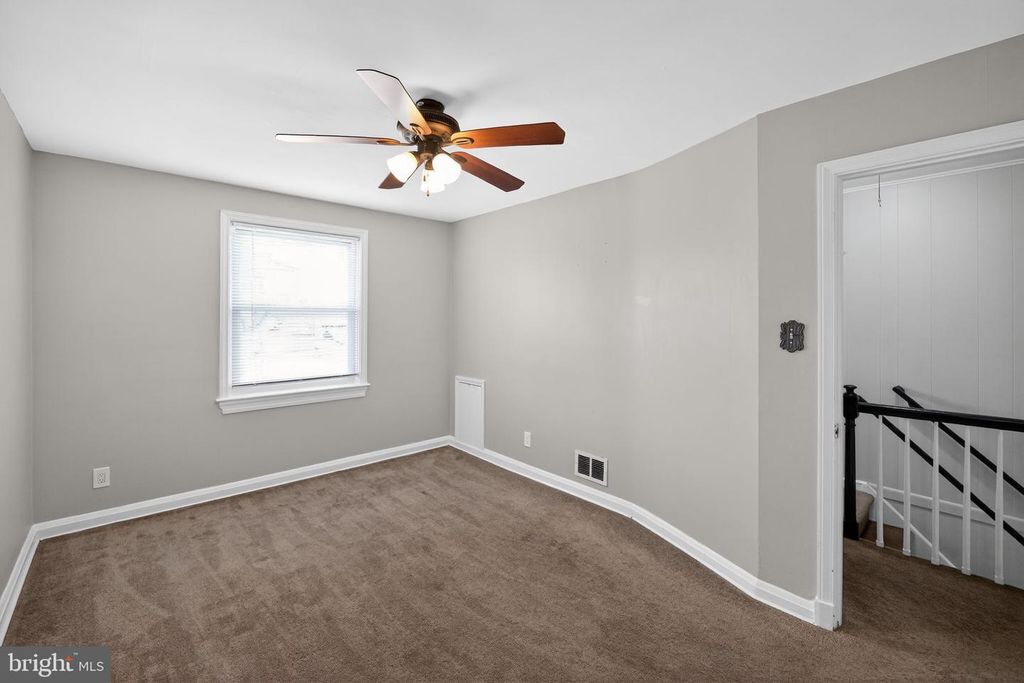 Image 15 of property listing at 1254 BREWSTER ST, Halethorpe, MD 21227