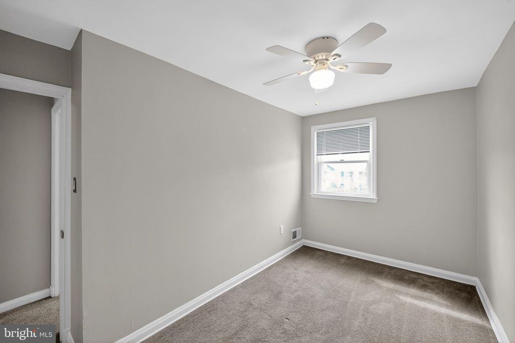 Image 17 of property listing at 1254 BREWSTER ST, Halethorpe, MD 21227