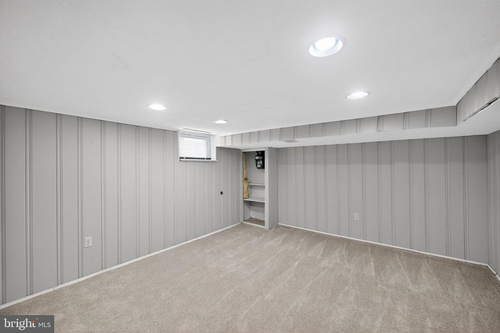 Image 26 of property listing at 1254 BREWSTER ST, Halethorpe, MD 21227